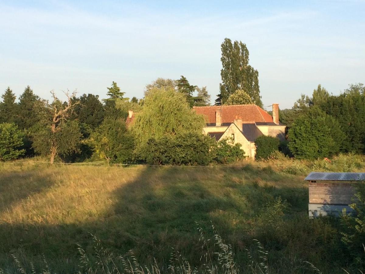 Une Maison, Un Jardin Berthenay Kültér fotó